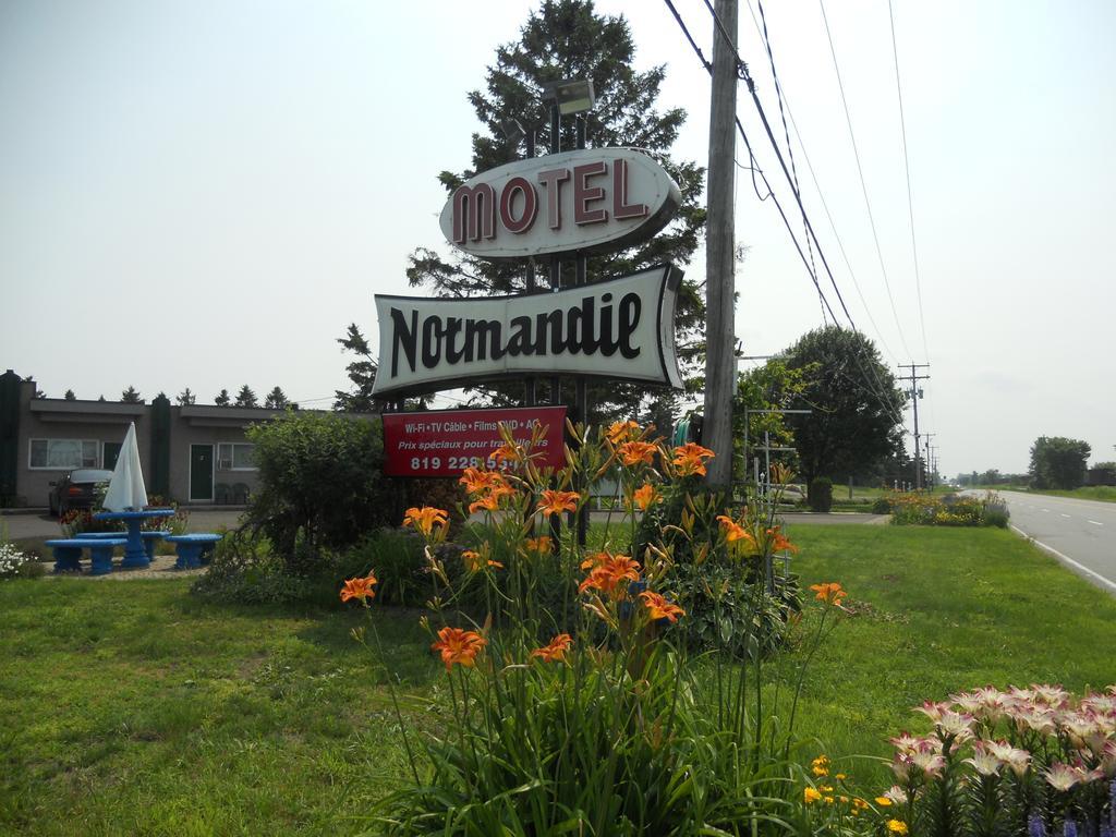 Motel Normandie Louiseville Exteriör bild
